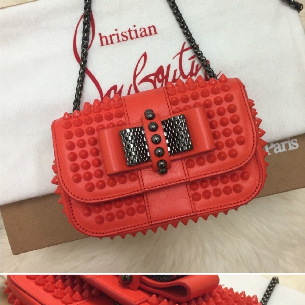 👜 Christian Louboutin Sweet Charity Crossbody Bag